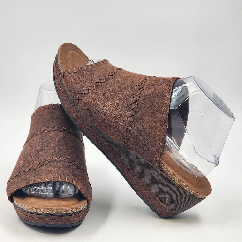 Pierre Dumas Impact-4 Brown Wedge Sandals Women’s Size 10 Comfort Slip-On Shoes